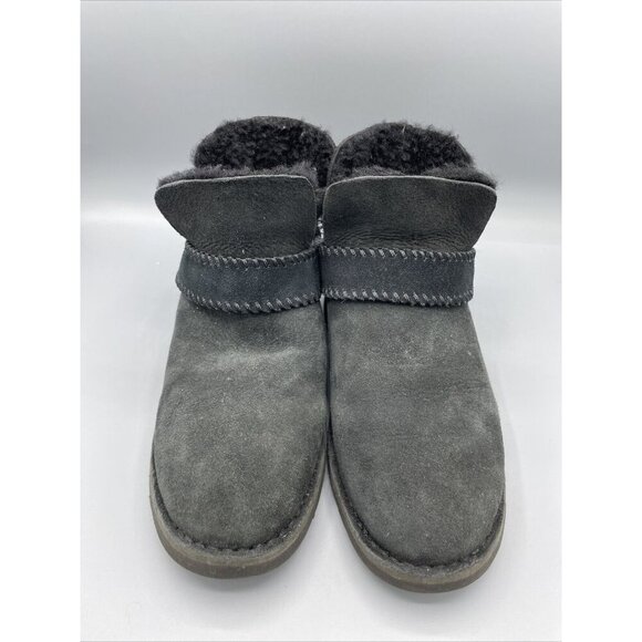 UGG Black Suede Bootie Shearling Women’s 6 Winter‎ Boot - Picture 2 of 9